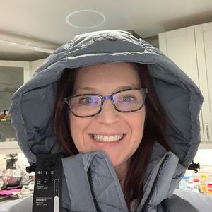 Meet your Posher, Claire